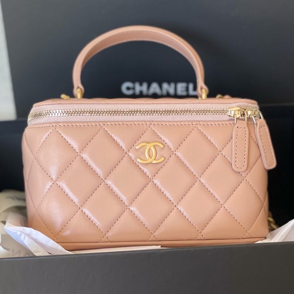 BNIB Chanel beige top handle vanity